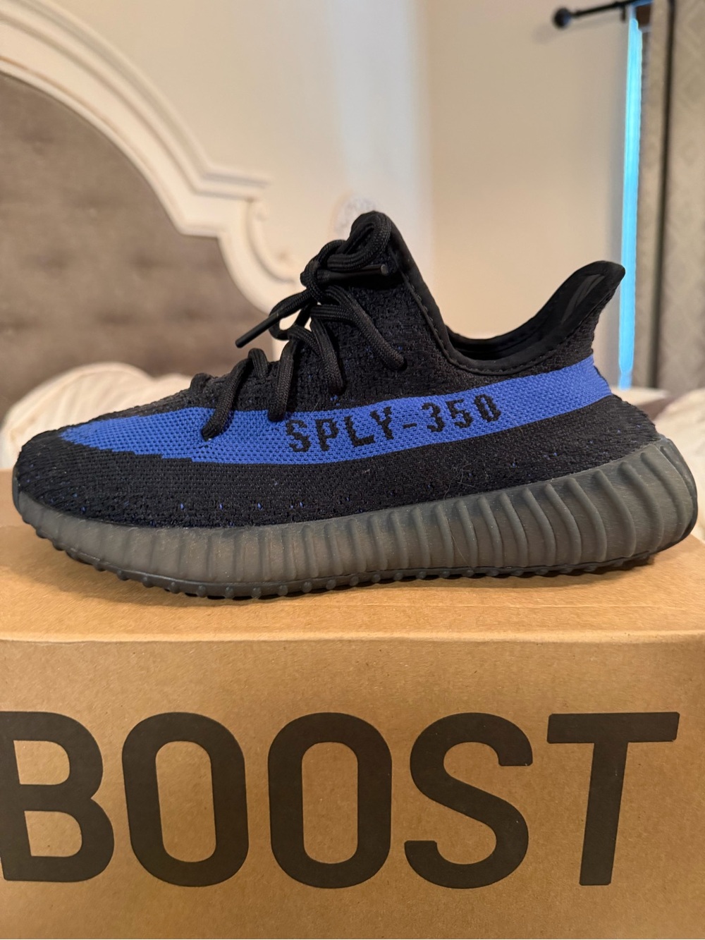 Yeezy Boost 350 V2 dazzling blue. Size 6. Brand new in box.
